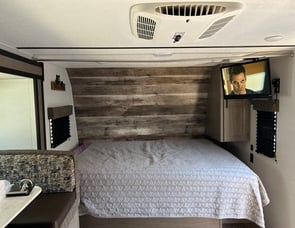 Keystone RV Hideout Single Axle 176LHS