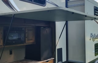 Bionic Gypsy Grand Design Reflection