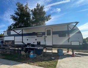 Prime Time RV Avenger 27DBS