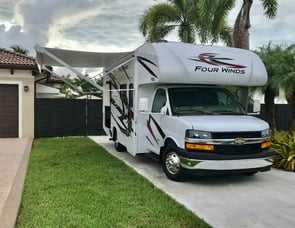 Thor Motor Coach Fourwind 22E
