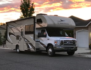 Thor Motor Coach Chateau 26B