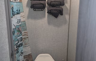 2022 Dutchmen RV Coleman Lantern LT Series 18BH