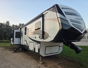Coachmen RV Brookstone 398MBL