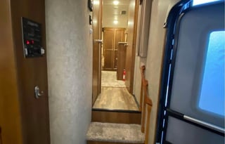 2017 Prime Time Crusader 315RST