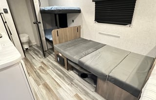 OPEN ROAD RENTALS NEW JAY FLIGHT SLX 170BH