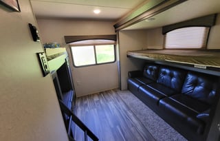 Forest River EVO T3250