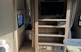 2019 Coleman Lantern 263bhs