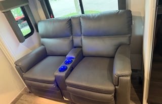 2023 Keystone RV Cougar Half-Ton 27BHS