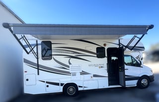 2019 Jayco Melbourne 24K