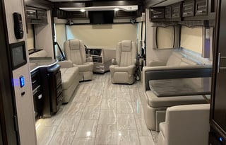 Luxury Mountain Climber