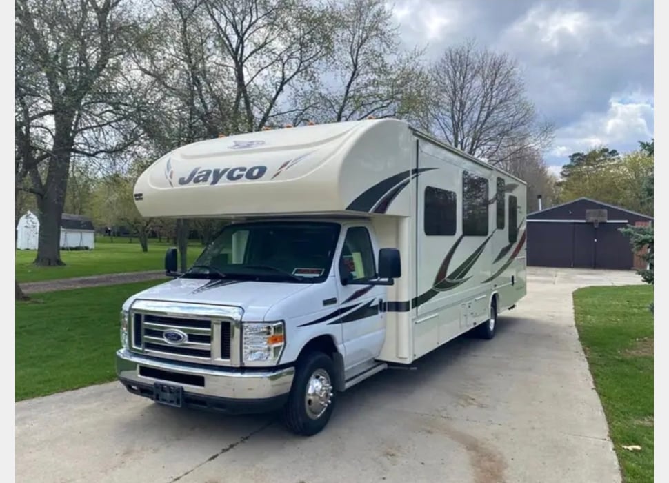 Class C Motor Home rentals in Charlevoix