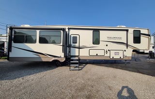 The perfect camper for a large family!