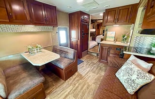 CT RV Adventures - Sunseeker