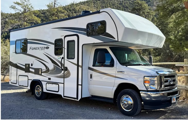 Compact design makes this class c a great option for visiting the national parks!