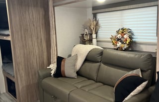 Minnie Winnie FLX | Solar Bunkhouse | Sleeps 6!