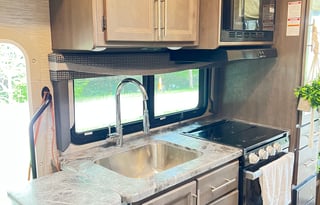 2023 Thor Outlaw Toyhauler Class C