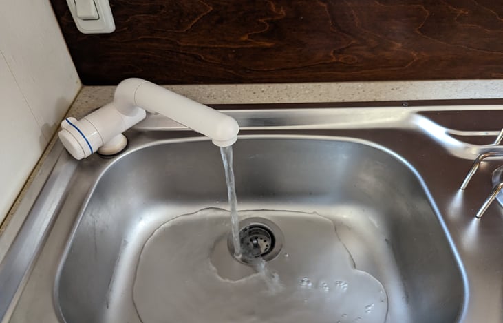Stainless steel sink