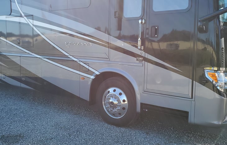 Keyless Entry. Key Fobs Provided