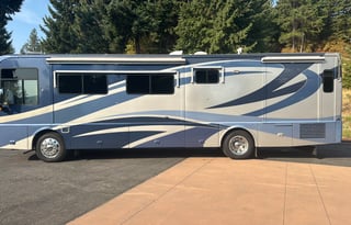 Winnebago Blue Oasis