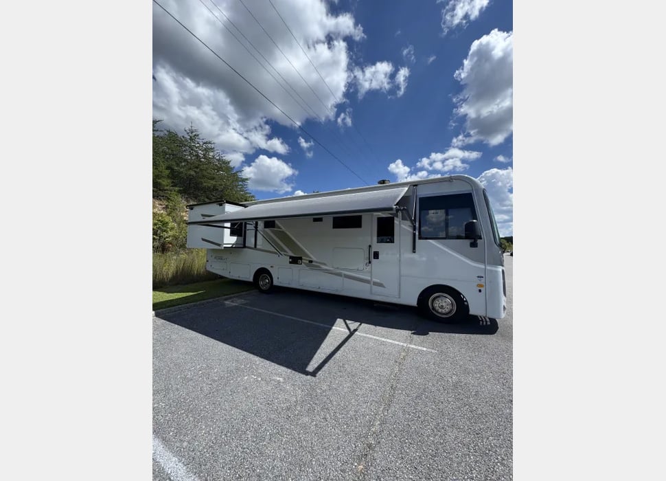 Class A Motor Home rentals in Winter Haven