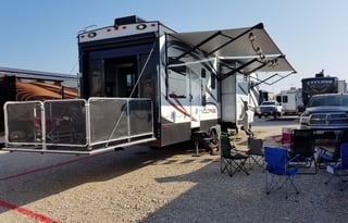 2015 Dutchmen RV Voltage V3990 Loaded!