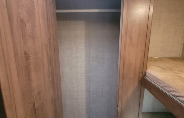 bunk room closet