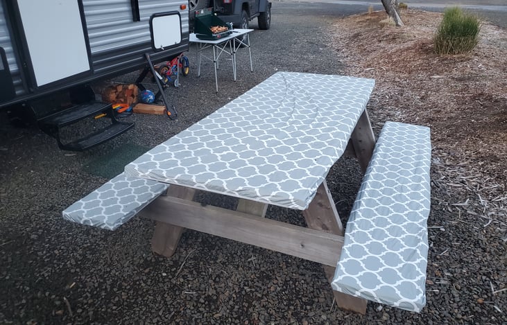 Picnic table & bench covers