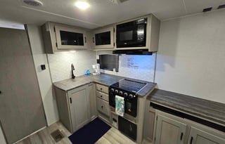 Brand New Clipper, Spacious and Clean