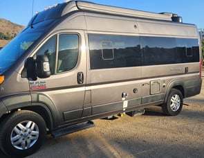 Thor Motor Coach Tellaro 20A