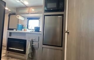 Coleman Camper 17b Cozy Getaway