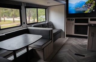 CAMP EZ-2022 Heartland Prowler