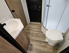 Forest River RV Cherokee Grey Wolf 29TE