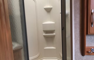 2006 Crossroads Cross Force Cruiser. Built in generator.