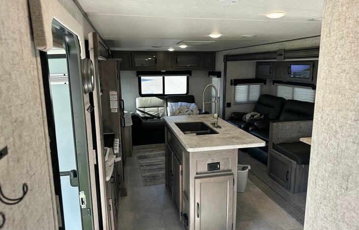 Fully equipped camper with all the amenities of home.