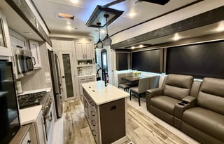 Keystone Montana High Country 385BR