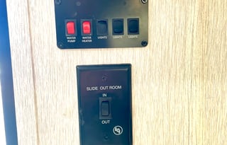 2023 easy to pull sleeps 8 17 ft bunk house