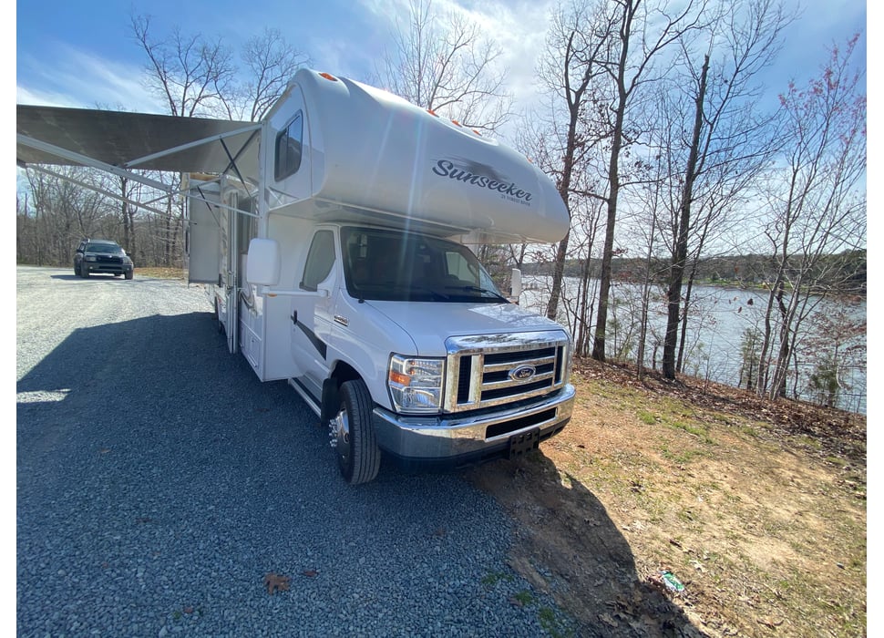 Class C Motor Home rentals in Denver