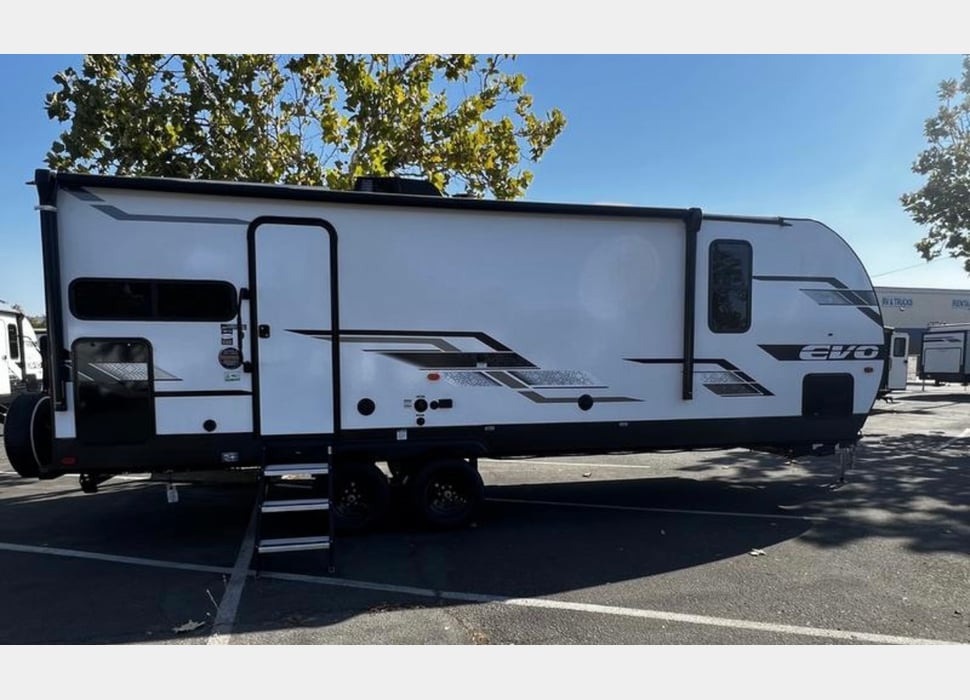 Travel Trailer rentals in Mission Viejo