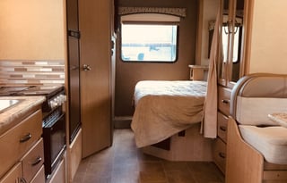 2019 Thor Motor Coach Chateau Sprinter 24BL