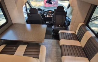 Trendy Winnie, sleeps 6, like a camper van