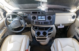 C19 *NEW* Entegra SLEEPS 8-STARLINK WiFi-MasterBed