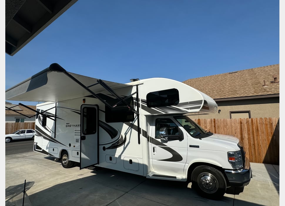 Class C Motor Home rentals in Oakdale