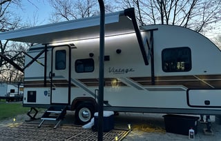 2023 Gulfstream Vintage Cruiser 19CSK (Stella)