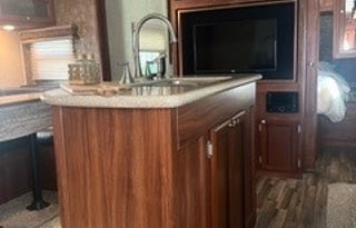 Stix & Stones RV Adventure **Couples Glamping**