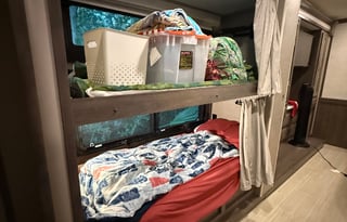 Bon-Bon - The Luxury Getaway RV