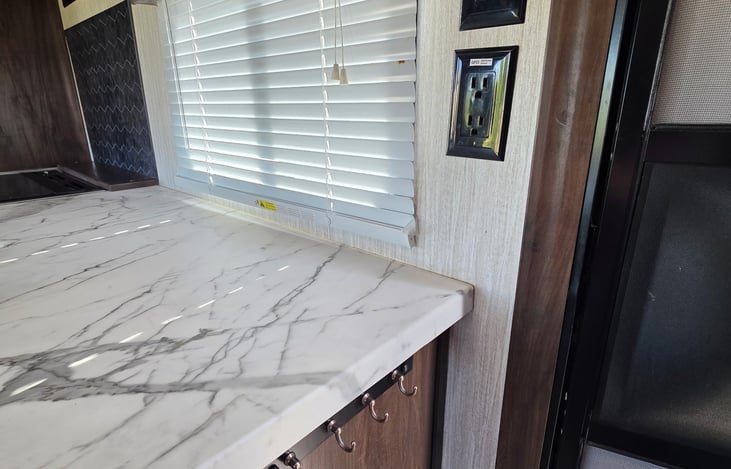 Don't lose your keys. Hang them on the kitchen hook!