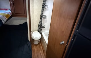 Sasha & Son Family Camper