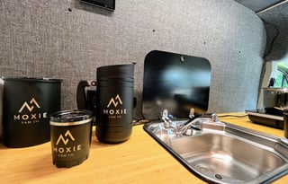 4x4 Adventure Van, Off-Grid Electric, Heat & AC!