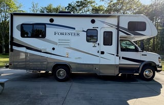 2017 Forester 2291S – Easy, Luxury & Family Fun