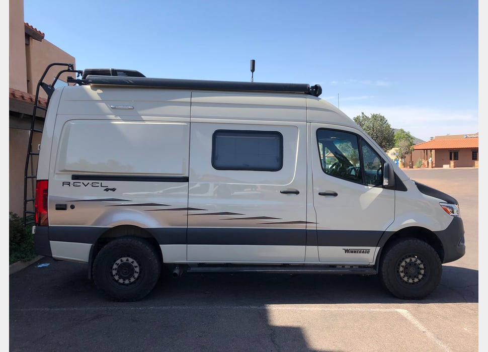 Class B Camping Van rentals in Village of Oak Creek (Big Park)